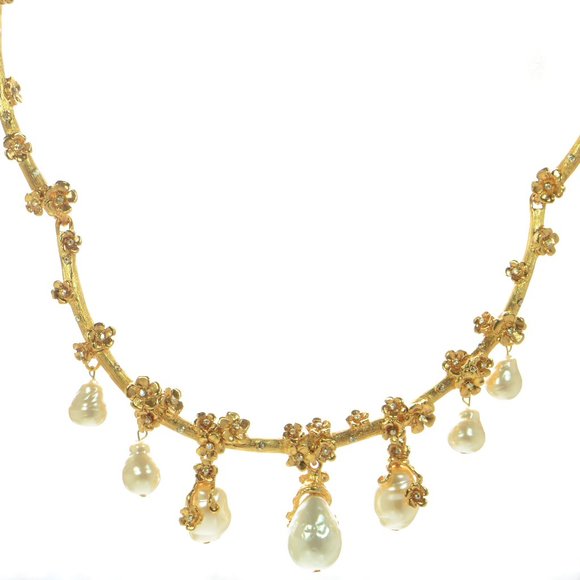 Oscar de la Renta Pearl & Crystal Floral Necklace - Picture 7 of 10